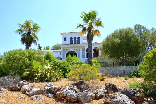 Villa en Santa Barbara de Nexe