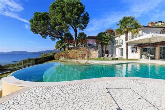 Villa en Cannero Riviera