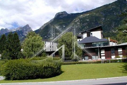 Inmobiliaria comercial en Bled