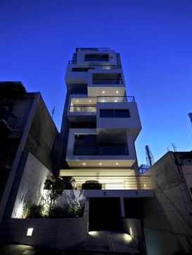 Duplex en Atenas