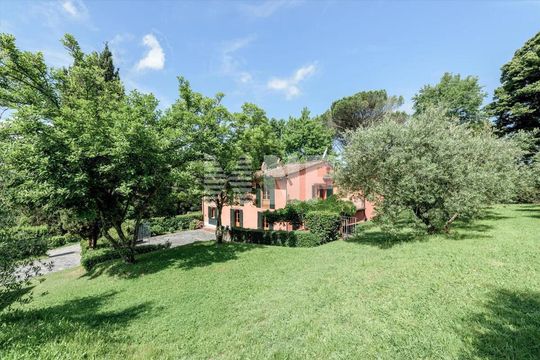 Villa en Vallico di Sopra