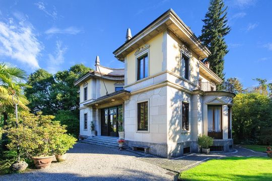 Villa en Stresa
