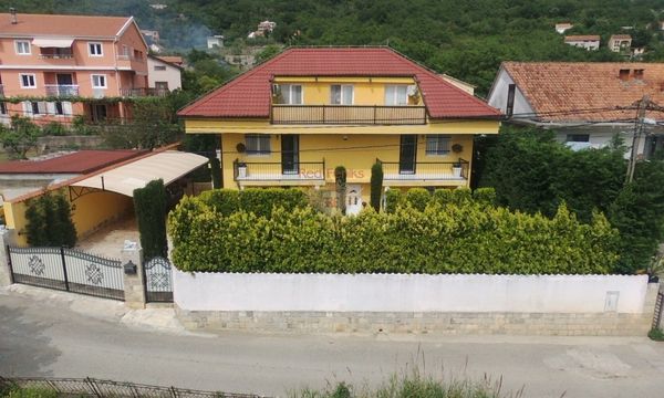 House en Radanovici