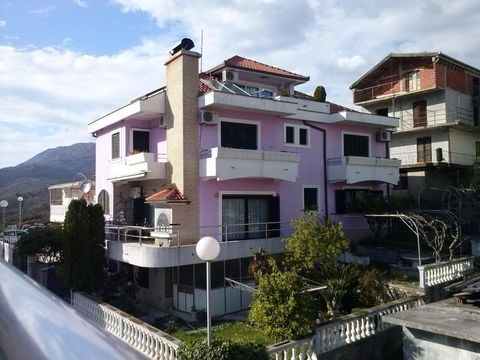 Villa en Igalo