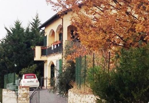 Villa en Vallebona