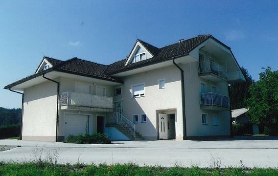 Apartamento en Brežice