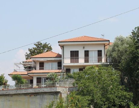 Villa en Vallecrosia