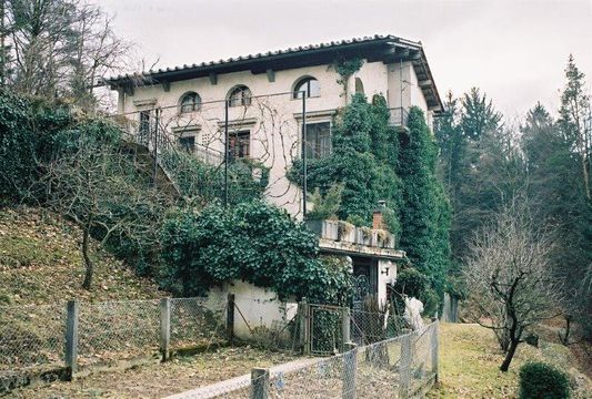 Villa en Menges