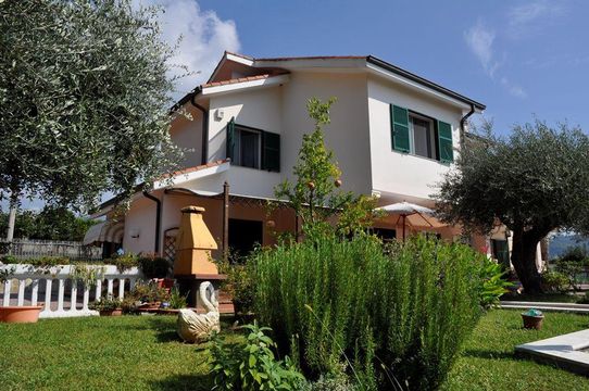 Villa en Arma Di Taggia