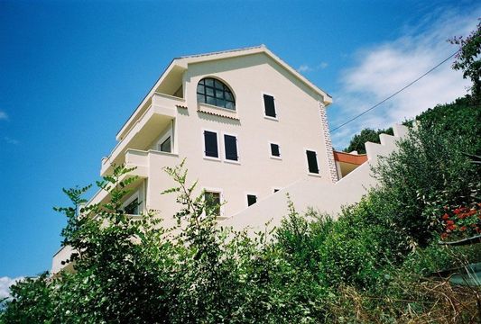 Villa en Bigova